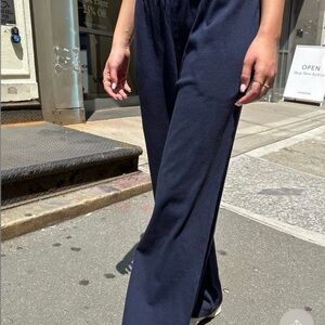 Brandy Melville Navy Women's Sweatpants